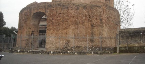 4 rooms Commercial property in Rome, Italy No. 100429 8