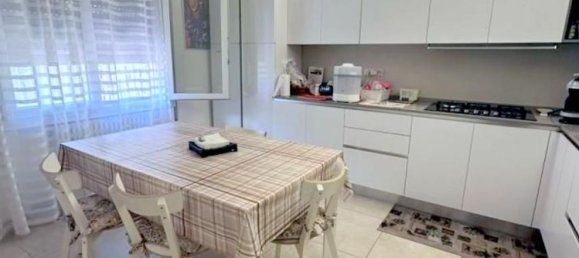 3 غرف نوم منزل في Padua, Italy رقم 327877 9