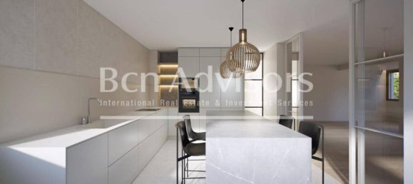 4 bedrooms Apartment in Barcelona, Spain No. 164788 3