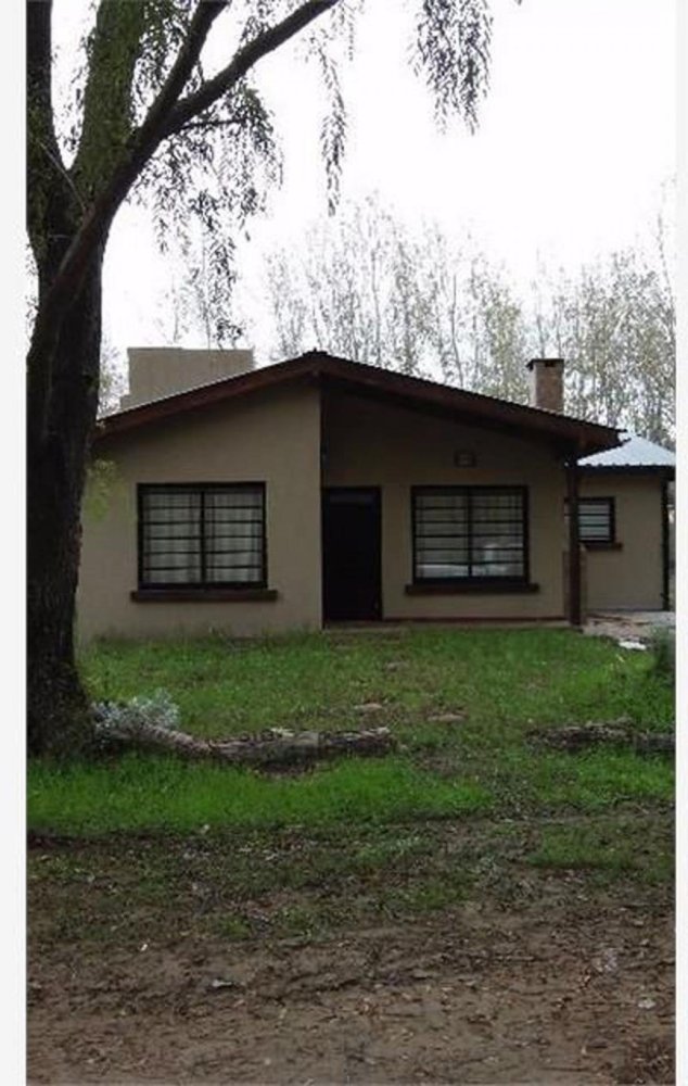 2 bedrooms House in Mar del Plata, Argentina No. 68129