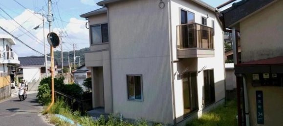 3 bedrooms House in Kagoshima, Japan No. 4076 2
