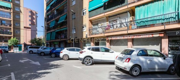 100m² Commercial property in La Llagosta, Spain No. 154174 4