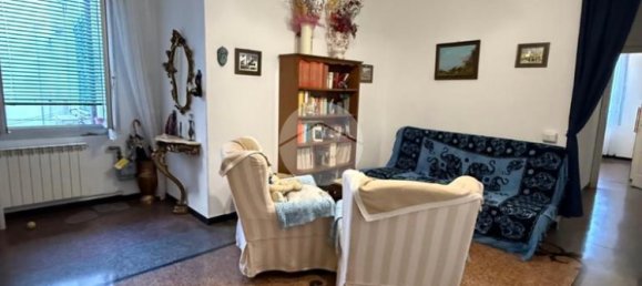 2 Schlafzimmer Wohnung in Genoa, Italy, Nr. 353044 6