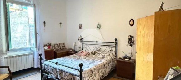2 Schlafzimmer Wohnung in Genoa, Italy, Nr. 353044 8