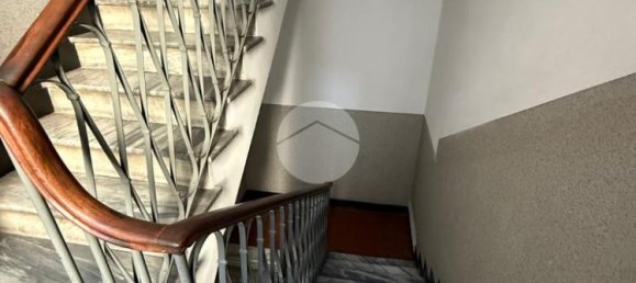 2 Schlafzimmer Wohnung in Genoa, Italy, Nr. 353044 2