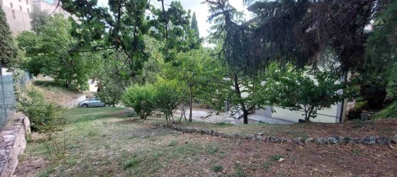 4 bedrooms Apartment in Nocera Umbra, Italy No. 215753 7