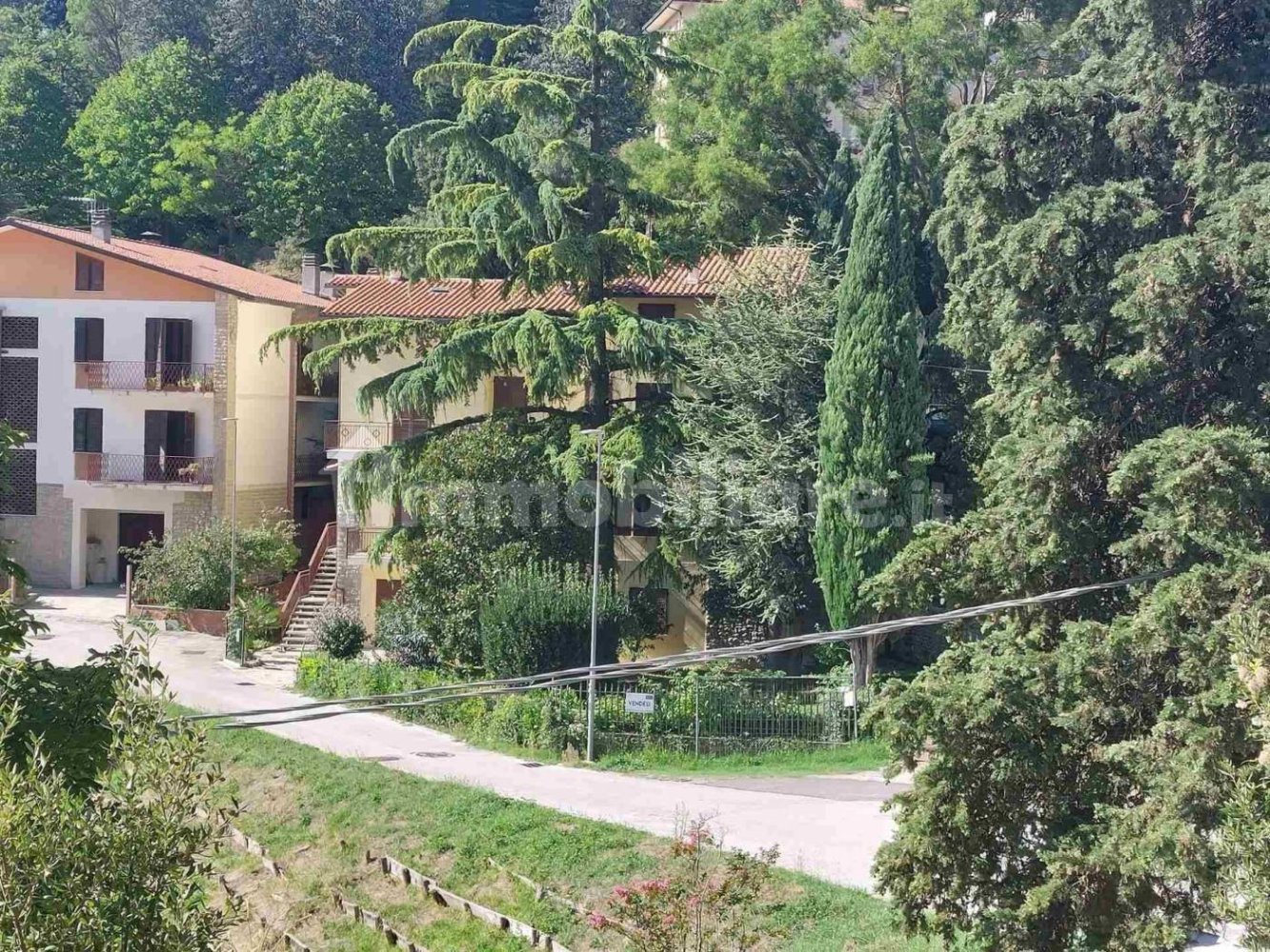 4 bedrooms Apartment in Nocera Umbra, Italy No. 215753