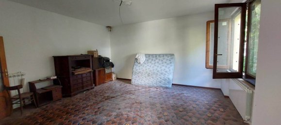 4 bedrooms Apartment in Nocera Umbra, Italy No. 215753 12