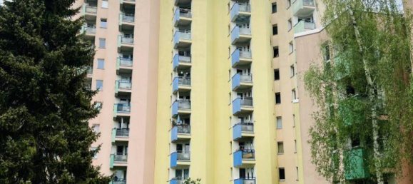 2-salle Appartement à Falkenhagener Feld, Germany No. 19145 2