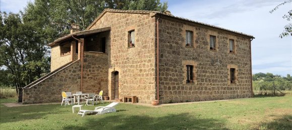 Casa de 10 divisões em Sarteano, Italy N.º 82083 8