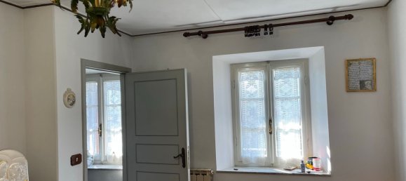 8 rooms House in Barga, Italy No. 229694 10