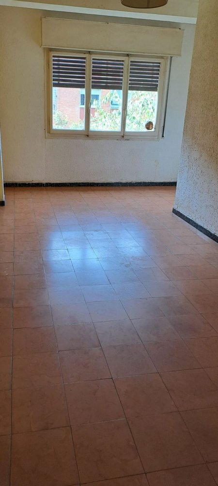 3 bedrooms Apartment in Zaragoza, Spain No. 251584
