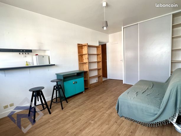 Apartamento de 1 dormitorio en Montreuil, France No. 360125