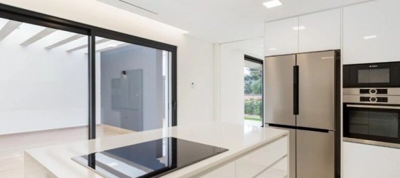 4 bedrooms Villa in Cascais, Portugal No. 124250 14