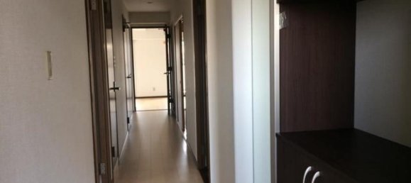 4 bedrooms Apartment in Ehime, Japan No. 5590 2