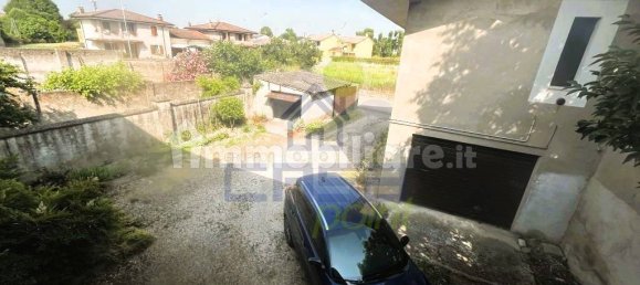 2 bedrooms Apartment in Redondesco, Italy No. 265031 9