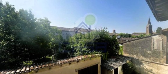 2 bedrooms Apartment in Redondesco, Italy No. 265031 3