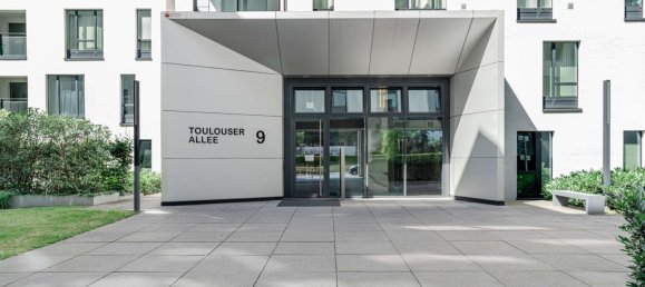 Квартира с 2 спальнями в Дюссельдорф, Германия № 323477 2