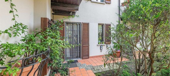 4 Schlafzimmer Haus in Lurago d'Erba, Italy, Nr. 373761 34