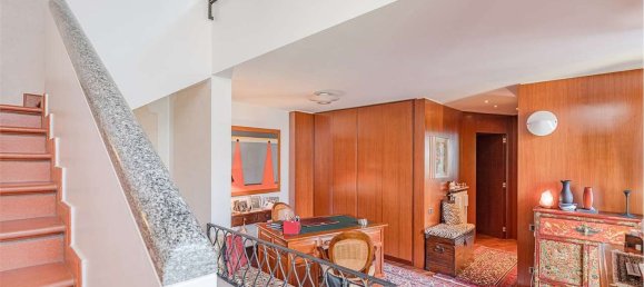 4 Schlafzimmer Haus in Lurago d'Erba, Italy, Nr. 373761 20