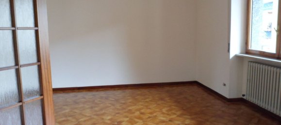 Apartamento de 4 habitaciónes en Luino, Italy No. 283234 4