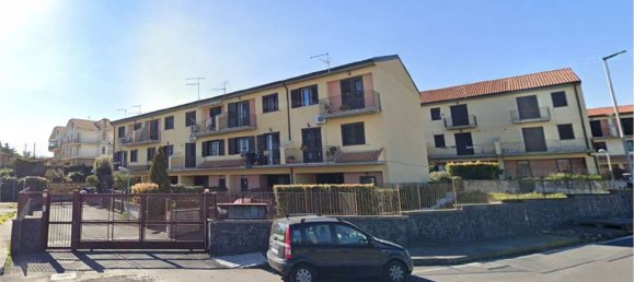 8 rooms Apartment in Mascalucia, Italy No. 51113 13