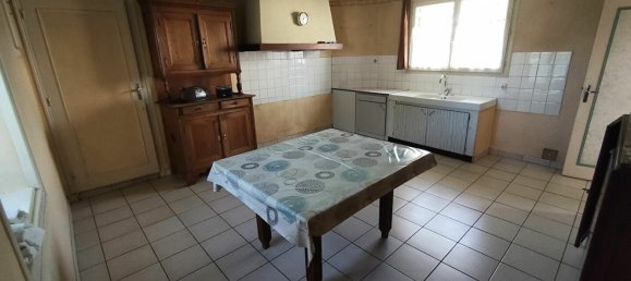 3 bedrooms House in Deux-Sevres, France No. 359832 3