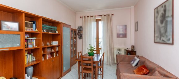 3 rooms Apartment in Turin, Italy No. 289958 8