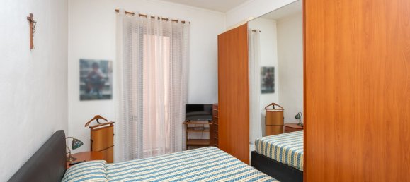 3 rooms Apartment in Turin, Italy No. 289958 6