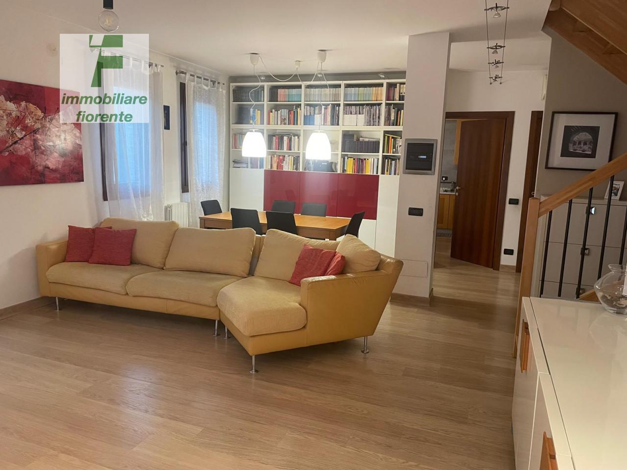 5 rooms Duplex in Pianiga, Italy No. 235542