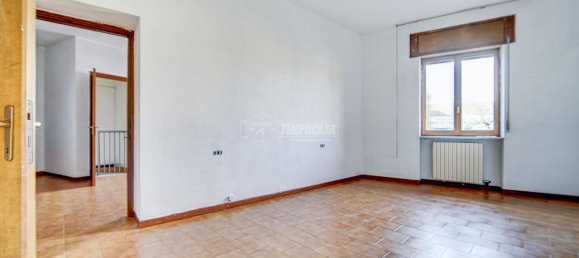 Apartamento de 3 divisões em Somma Lombardo, Italy N.º 24406 7