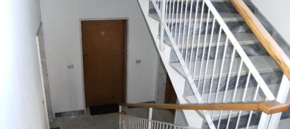 3 rooms Apartment in Cortemaggiore, Italy No. 144373 4