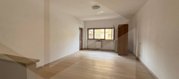 4 rooms Apartment in Avezzano, Italy No. 20723 2