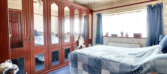 4 Schlafzimmer Haus in Uxbridge, United Kingdom, Nr. 5028 10