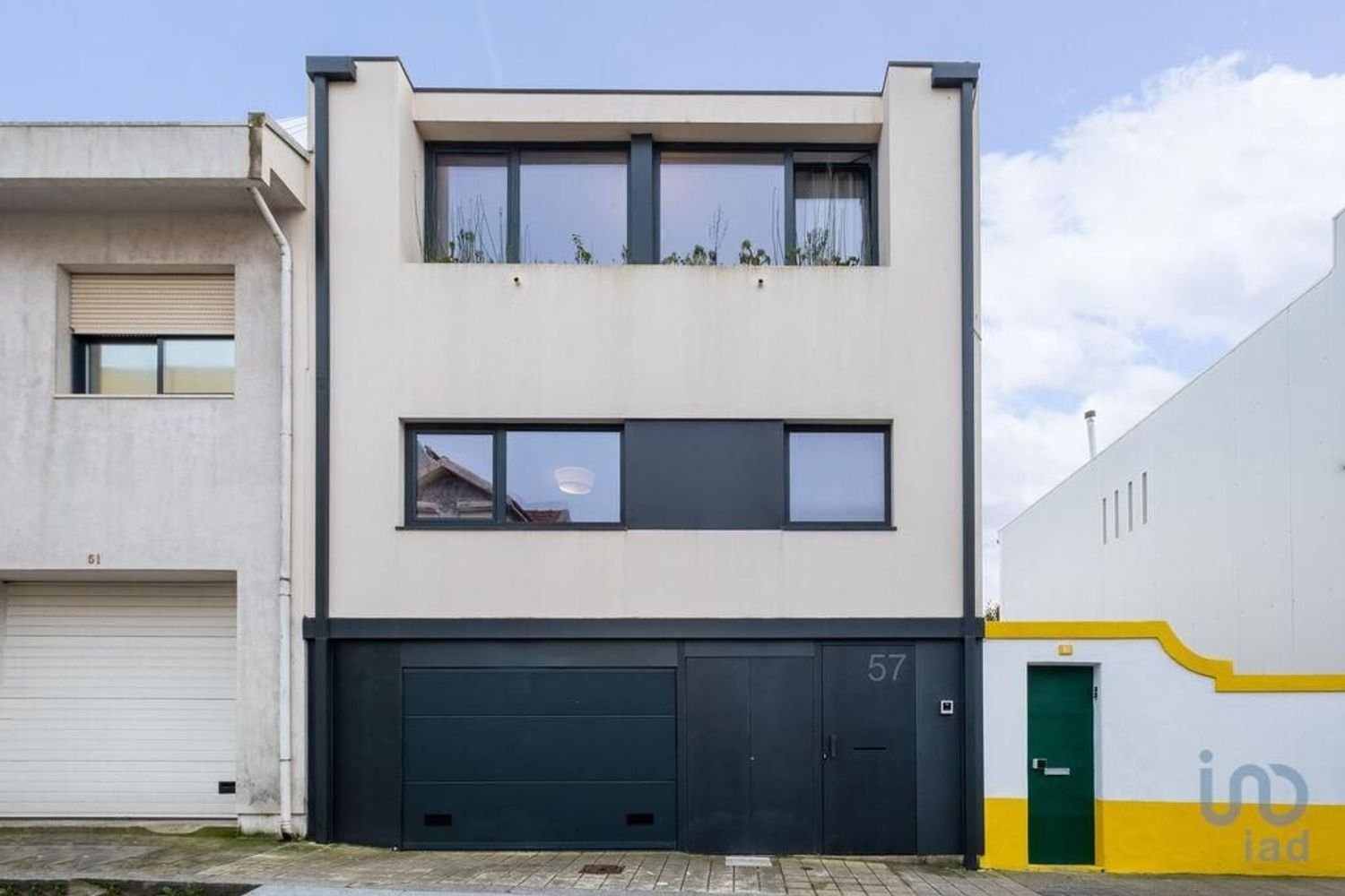 7 bedrooms House in Porto, Portugal No. 102601