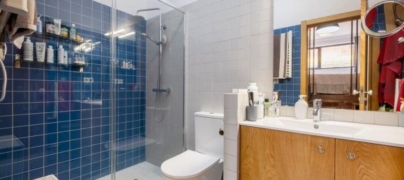 7 bedrooms House in Porto, Portugal No. 102601 4