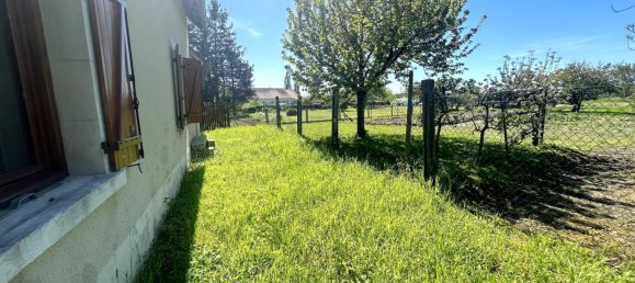 6 bedrooms House in Saint-Amand-Montrond, France No. 275025 10