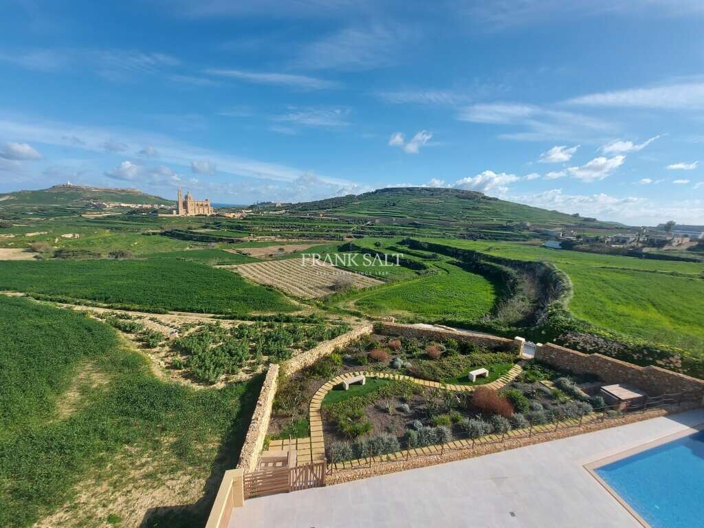 3 bedrooms Apartment in Gharb, Malta No. 5824