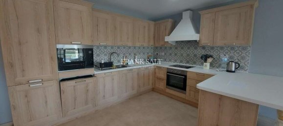 3 bedrooms Apartment in Gharb, Malta No. 5824 10