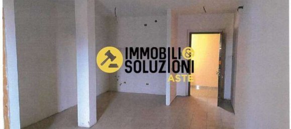 2-Zimmer Wohnung in Cassano Magnago, Italy, Nr. 5369 5
