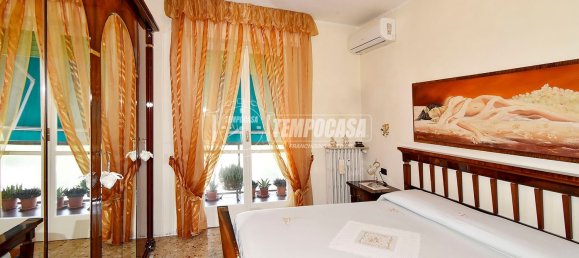 2 rooms Apartment in Cologno Monzese, Italy No. 269891 4