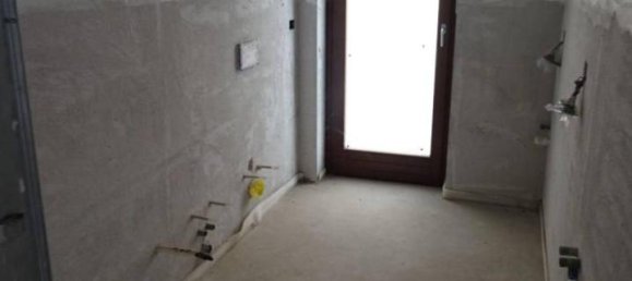 3غرفة شقة في Alba, Italy رقم 24936 12