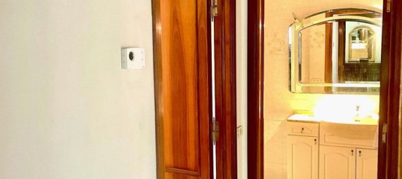 5 rooms Apartment in Siena, Italy No. 68712 10