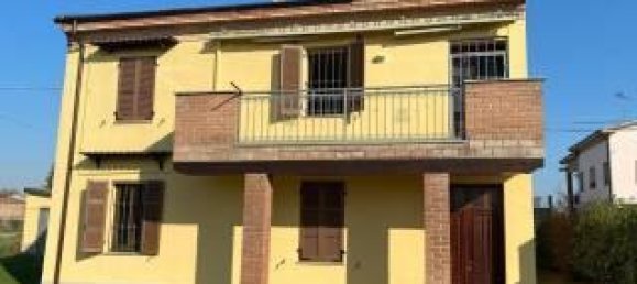 Casa de 5 divisões em Alessandria, Italy N.º 39834 2