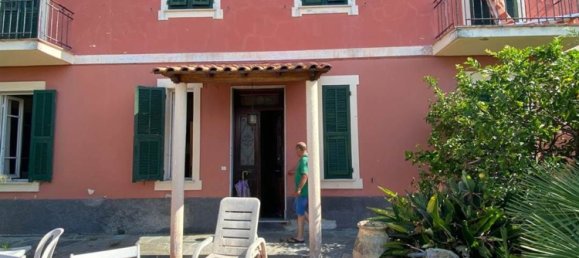 12 bedrooms Villa in Imperia, Italy No. 381172 5