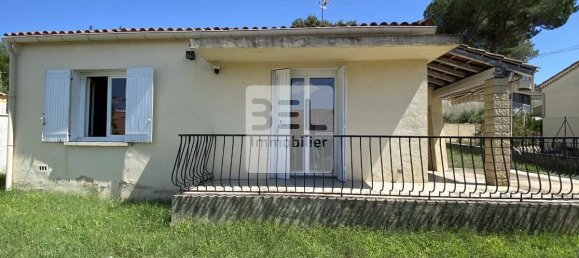 2 bedrooms Villa in Bagnols-sur-Ceze, France No. 326615 2