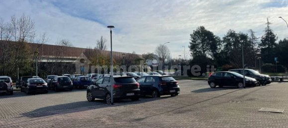 1 room Commercial property in Zola Predosa, Italy No. 370509 13