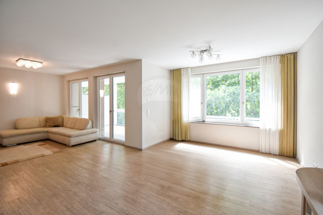 3 Schlafzimmer Wohnung in Hochtaunuskreis, Germany, Nr. 353447
