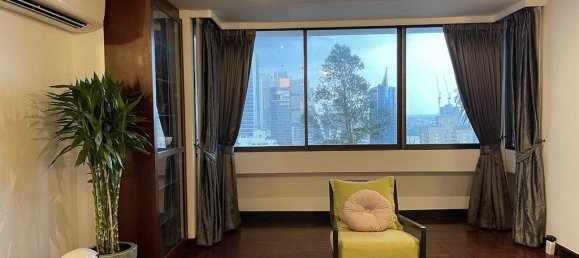 3 bedrooms Condo in Bangkok, Thailand No. 24968 10