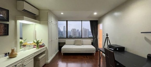 3 bedrooms Condo in Bangkok, Thailand No. 24968 17